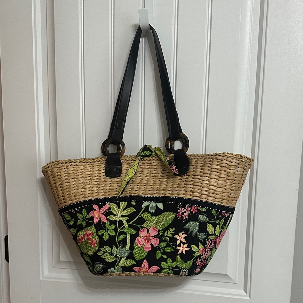 Worn once Vera Bradley Large Beach Tote Bag